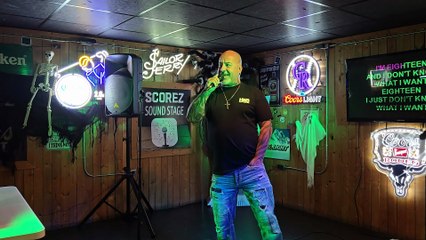 ALICE COOPER - I'M EIGHTEEN (PERFORMED LIVE AT SCOREZ)