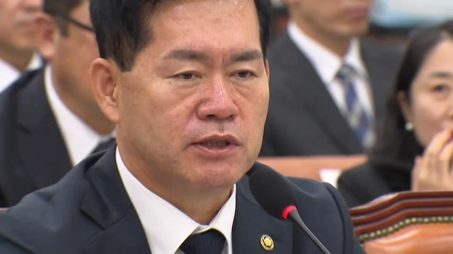 방사청장 해군 훈련용 잠수함 폴란드 수출 추진 / YTN