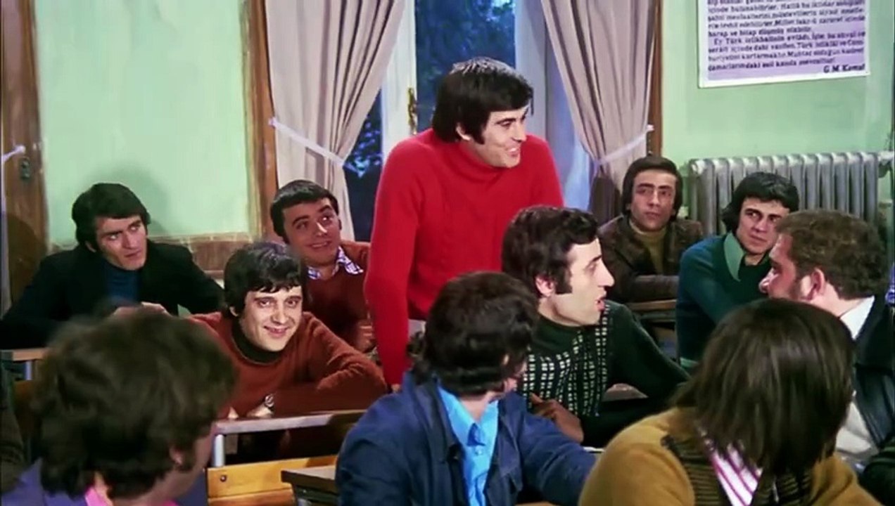 The Chaos Class 1975 | Hilarious Classic | Şener Şen