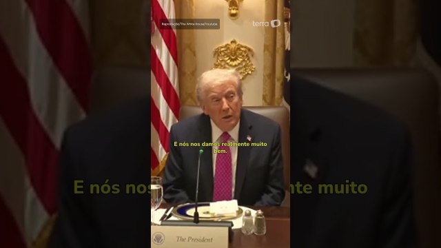 ‘Muito bonito e estiloso’, diz Trump sobre look de Zelensky em reunião na Casa Branca