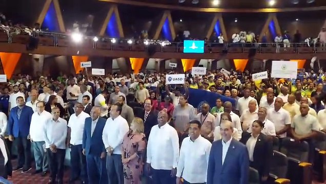 Presidente Abinader y ministro Kelvin Cruz inauguran Juegos Universitarios