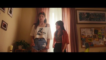 Dead Giveaway Movie Clip - Lift the Sheet