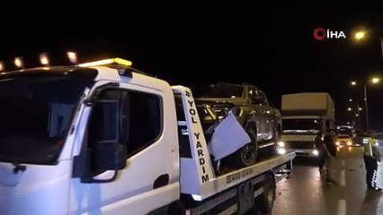Antalya’da kamyonla çarpışan pikap hurdaya döndü: 1 yaralı