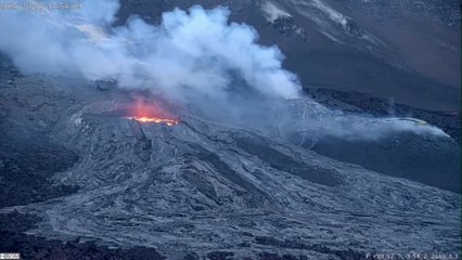 El volcán Kilauea continúa en erupción emanando ríos de lava por Hawaii