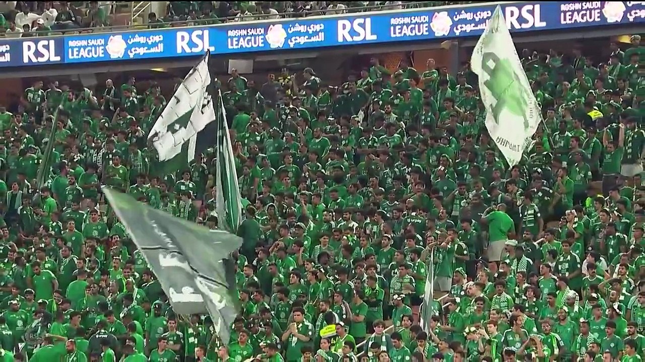 الدوري السعودي  الاهلي  والشباب