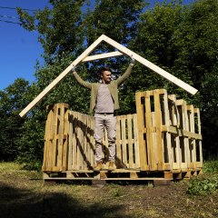 Eco-style DIY backyards gazebo out of pallets!
