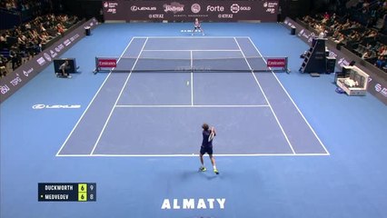 Almaty - Medvedev tient son ticket pour la finale