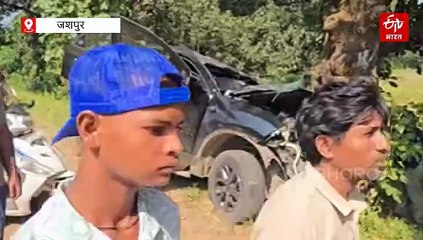 धनतेरस के दिन कपड़ा कारोबारी के बेटे की सड़क हादसे में मौत, तीन दोस्त गंभीर, रांची रेफर, एंबुलेंस लेट से आने पर हंगामा