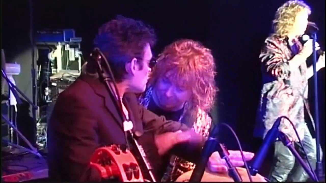 The Groover (T-Rex cover) with Band-Intro and Paul Fenton Drum Solo - Mickey Finn's T-Rex (live)