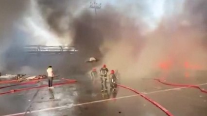 방글라데시 최대 공항 화재...운항 전면 중단 / YTN