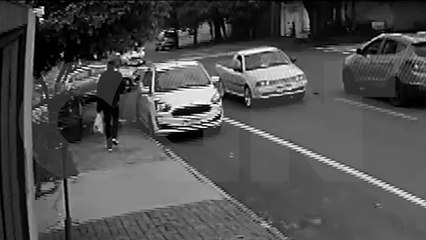 Câmera flagra acidente na Avenida das Pombas que deixou motociclista ferido