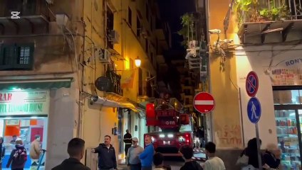 Blitz in un'abitazione del centro a Palermo, in azione unità cinofile e poliziotti