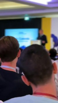 Calenda - Non è vero che i giovani non hanno voglia di impegnarsi (18.10.25)