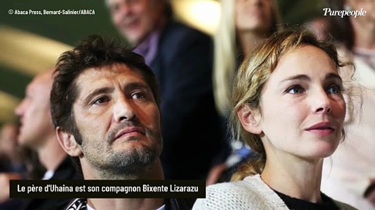 Claire Keim : Avec sa fille Uhaina (17 ans) dont le père est Bixente Lizarazu, elle a des "discussions assez superficielles" dans un domaine