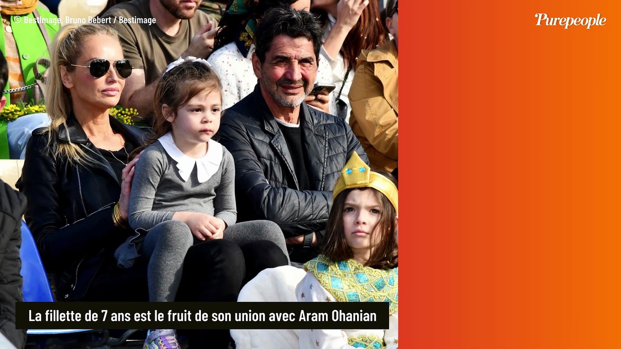 Adriana Karembeu : En voyage avec sa fille Nina (7 ans), elles s'offrent un petit plaisir bien utile