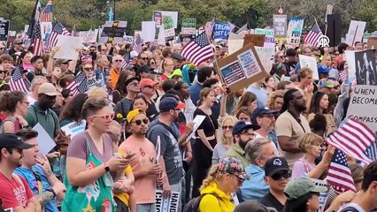 ABD'de milyonlar Trump'a karşı yürüdü: 'Krallara hayır'