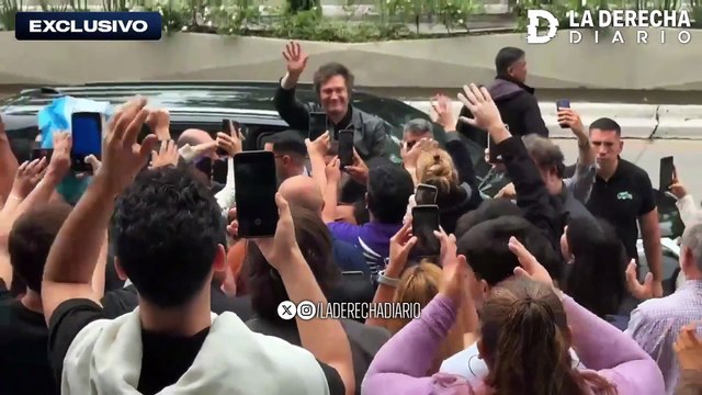 El presidente Milei habló con La Derecha Diario en su llegada a Tucumán: Somos los únicos que bajamos la inflación, bajamos la cantidad de pobres y la cantidad de indigentes. Abrazando las ideas de la libertad vamos a hacer grande a la Argentina nuev