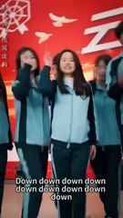 Framed by her brother before the college exam in her past life, she's reborn to fight back