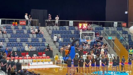 Bendigo Spirit 2024-25 championship banner unveiling.