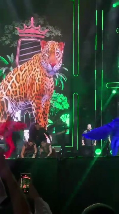 Joelma grava DVD em palco gigante em Brasília