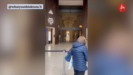 Security and members of public locked inside Louvre after robbery