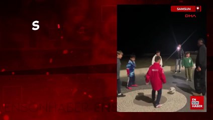 Samsunsporlu Makoumbou, çocuklarla kaldırımda futbol oynadı