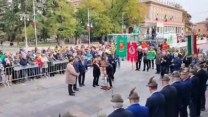 Alpini a Reggio Emilia: il "passaggio della stecca" alla sezione di Bergamo