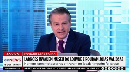 Ladrões invadem Museu do Louvre e roubam joias valiosas
