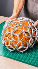 Du logo de la voiture à la conception de casques personnalisés !