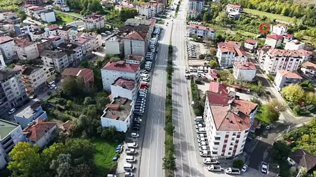 Türkiye'nin dört bir yanından alıcılar bu ilçede buluşuyor: Türkiye'nin ''ticari araç'' merkezi!