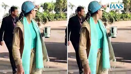 Sara Ali Khan celebrates Diwali in a playful ‘dolly-inspired outfit
