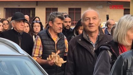 Milano, in centinaia alla fiaccolata in memoria di Pamela Genini