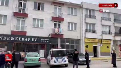 Eskişehir’de eşinin yaşadığı daireye tüfekle 2 el ateş edip kaçtı