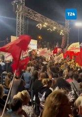 KKTC'de Cumhurbaşkanlığı seçimini Tufan Erhürman'ın kazanması kutlanıyor