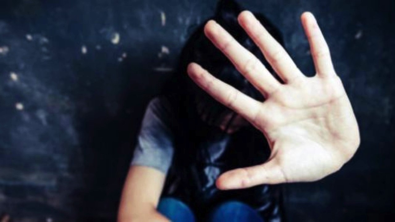 قصة حب مؤلمة وحزينة جداً والله تبكي الحجر وتوجع القلب