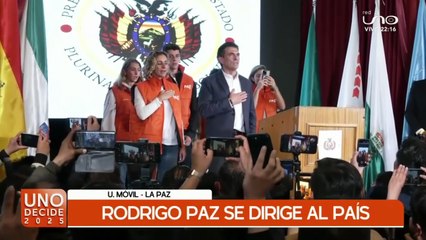 RODRIGO PAZ SE DIRIGE AL PAÍS