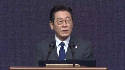 이 대통령, ADEX 개막식 참석…방위산업 육성 강조 / YTN