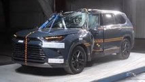 Toyota Grand Highlander 2024 im Sicherheitstest: So schlägt sich das SUV beim Seitenaufprall