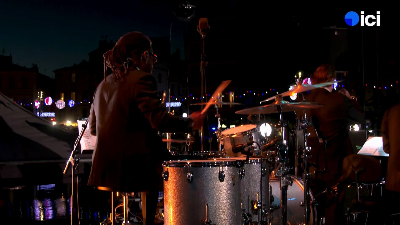 Je voudrais bien rester toujours fidèle - Dany Brillant au ICI Live La Ciotat