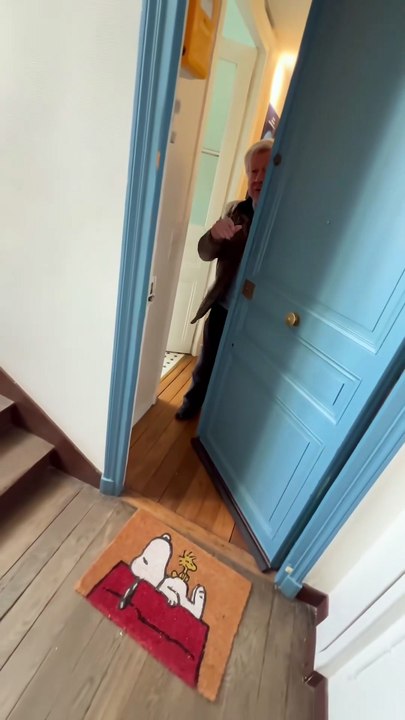 C’est qui ce gars dans mon salon ? (3)