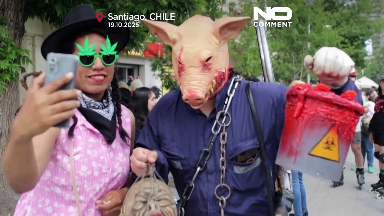 Tausende nehmen an Santiagos jährlichem Zombiewalk teil und feiern Horror und Kunst