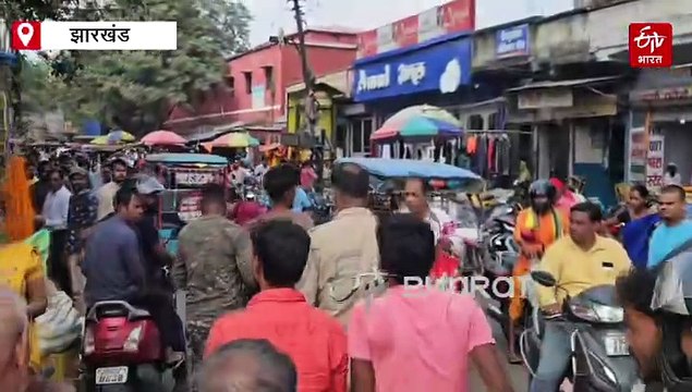 हथकड़ी समेत आगे-आगे हत्यारोपी ने लगायी दौड़, पीछे भागी पुलिस, समझें पूरा मामला