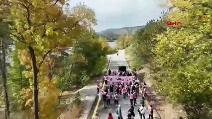 Kanseri yenen ve kanserle mücadele edenler için adımladıkları yolları pembeye boyadılar!