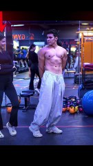 Her Reaction is Priceless 💀🔥#gymmotivation #planche #calisthenics#reaction #motivation #motivation