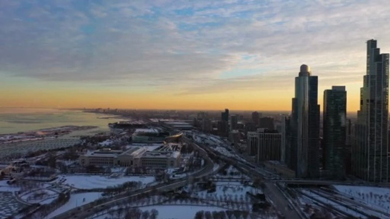 Ein Miesepeter zu Weihnachten - Noel Next Door Trailer OV