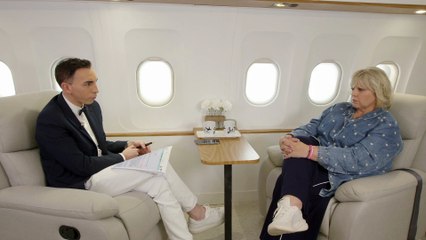 VOICI - Laurence Boccolini fait des révélations sur sa tumeur