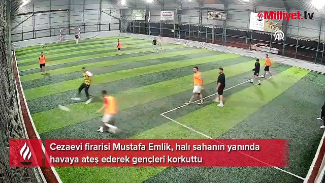 2 kişiyi öldüren cezaevi firarisi havaya ateş ederek gençleri korkuttu