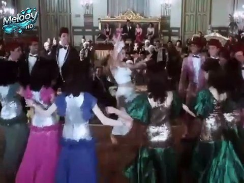 فيلم الجاسوسة حكمت فهمي بطولة نادية الجندي وفاروق الفيشاوي وحسين فهمي