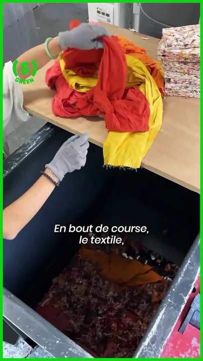 SIMONE - GREEN : Ces vêtements qui finissent en briques