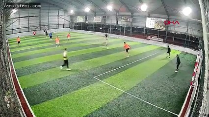 Balıkesir'de dehşet saçan saldırgan, polisle çatışma öncesi halı sahada da ateş etmiş